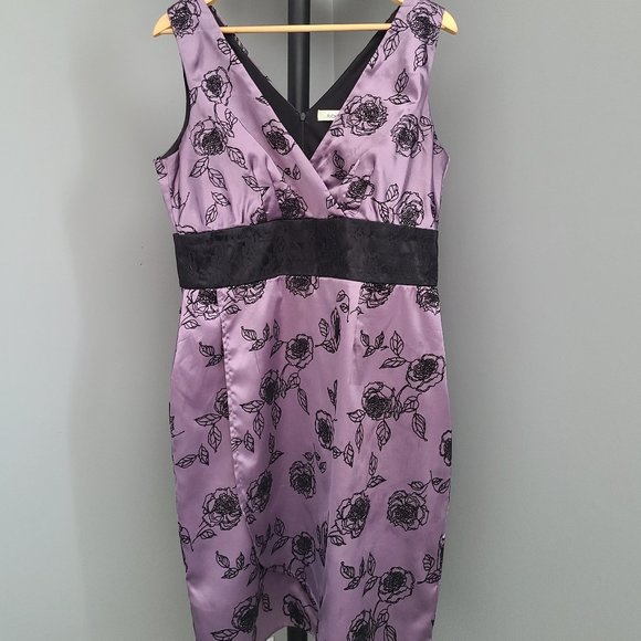 RICKI'S Empire Waist Lilac Crossover Cocktail Dress w/Velvet Floral Print - Picture 1 of 11